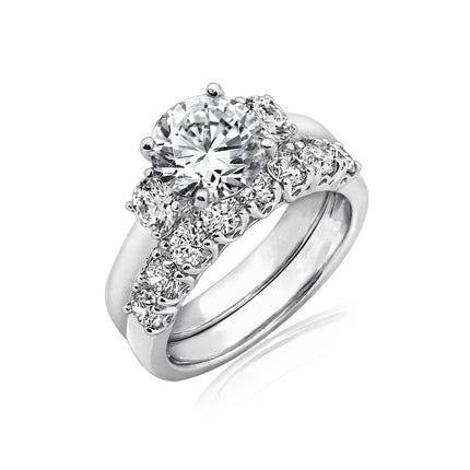 Amazon Essentials Sterling Silver Platinum Plated, Infinite Elements, Cubic Zirconia, Three Stone Ring with Matching Wedding Band, Size 7