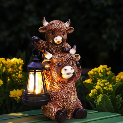 Tiejiajiang Solar Highland Cow Garden Decor - Resin Cow Statue with Solar Lantern Outdoor Yard Patio Decor - Ideal Gifts for Women,Mom Men (Copper)