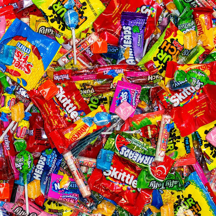 Halloween Bulk Candy Variety Pack 2 lb 100 Ct, Individually Wrapped Candy